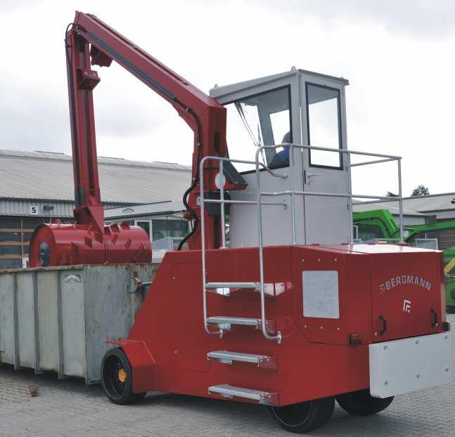 1. General Description The Mobile-Jumbo is a mobile Roll-Packer that grips, tears up and compacts in an effective way waste and recyclable fractions in open container.