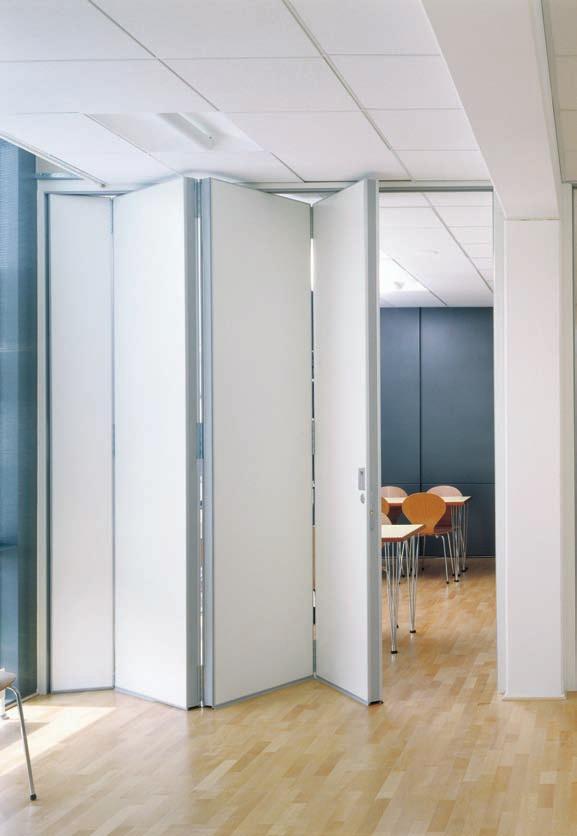 4 Designed to Perfection DEKO folding partitions consist of individual panels which are joined together.
