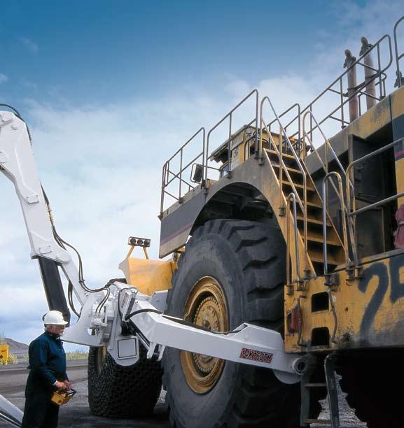 Tire Truck Features Built to perform, even on the toughest jobs Our full line of Commander models meet stringent ASME/ANSI B30.22 industry standards.