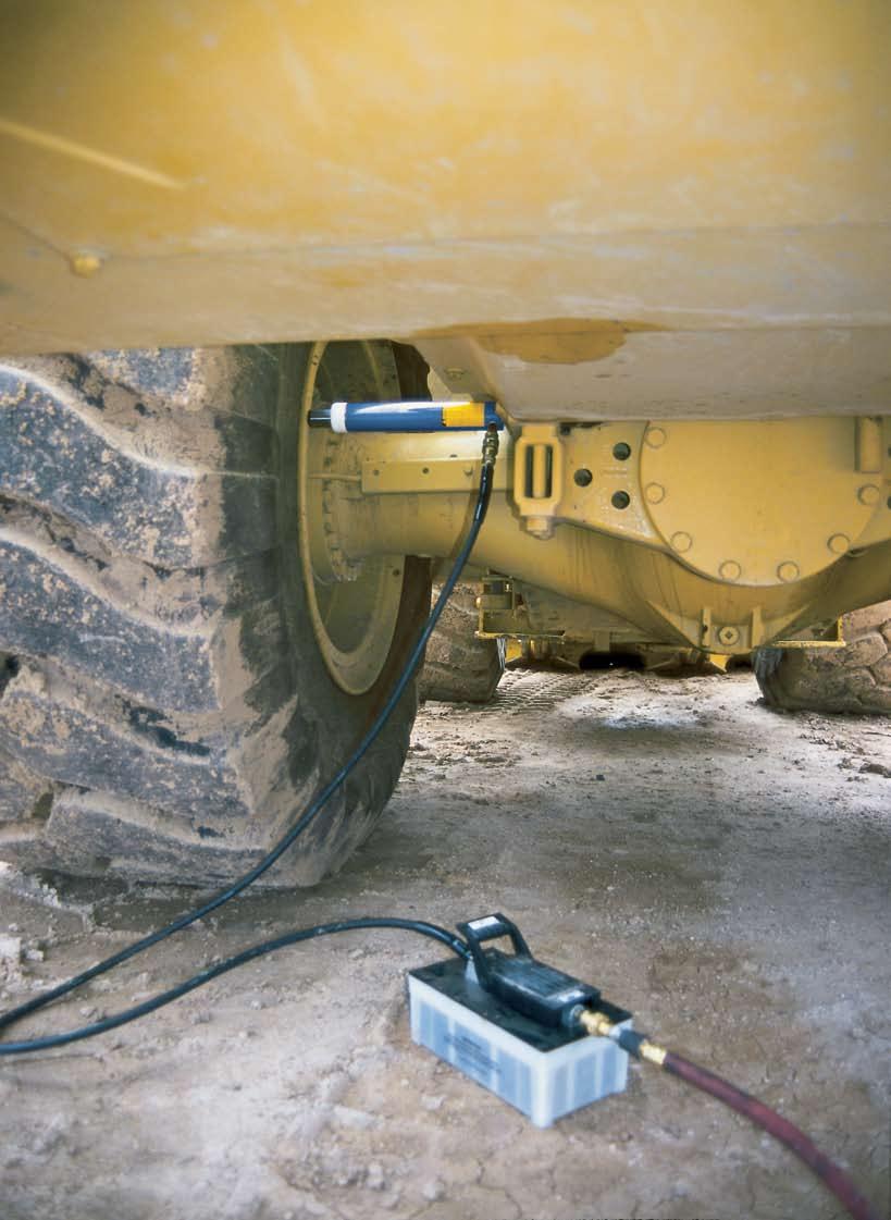 IMT Hydraulic Push Ram Compact and powerful to push off backside beads on earthmover tires with five-piece rims.