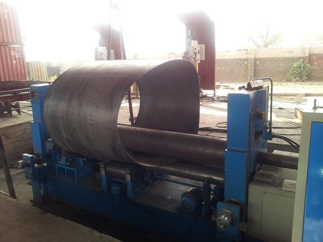 Dish ends Cutting and flanging machine. 1.