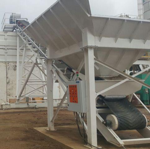 RADIAL CONVEYOR With this system, you get the following benefits: 1. No more retaining wall which means less installation cost. 2. No ramp is needed to offload the material 3.