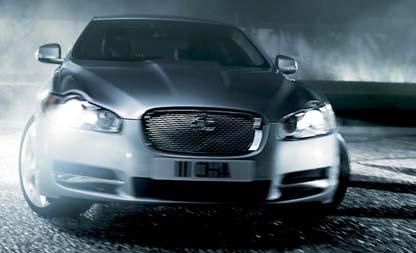 Jaguar s Intelligent Lighting System can be specified with powerful Bi-Xenon headlamps which also feature cornering lamps for