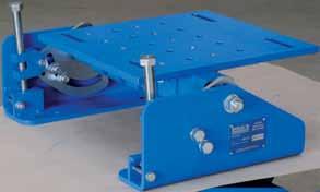 According to the final positioning of the base, the operating angle of the belts and the required tensioning travel, the motor plate can be altered in centered position on top of the element axis