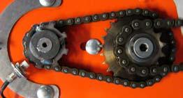 2) Loosening the gear motor (A1) 3) Loosening chain wheel (B1) 4) Turning the nut (B2), so that the fork chain is tensioned, until the slack is about 5 mm.