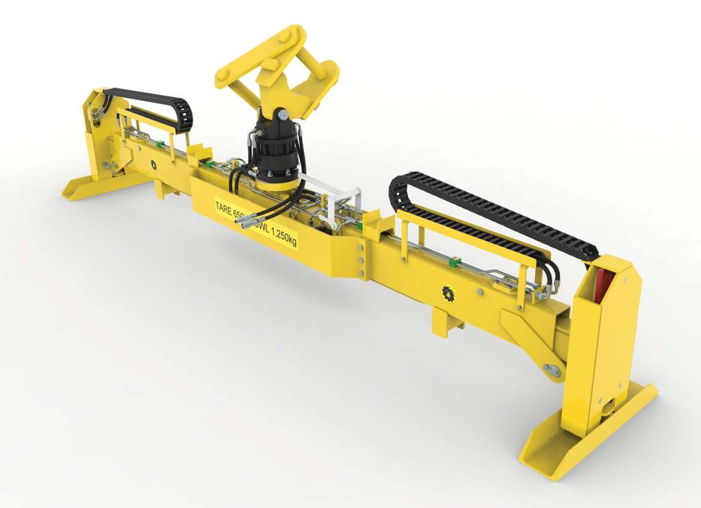Adapter Head Options The image below shows the most common arrangement for TRLB20 Telescopic Rail Beams: a hydraulic rotator and two-pin adapter head for direct moun ng to an excavator quick coupler.