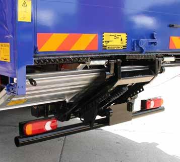 Lifting capacities from 750 to 2500 kg are available.