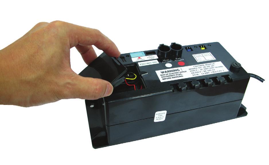 Remote Control Emergency Power Down Feature Your Reverie 3E Tech power base has an emergency lowering feature in the event that your power base is in the raised position and has lost power due to