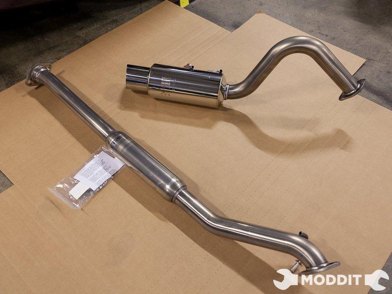 Step 10 Unboxing Unbox your Tanabe Exhaust.