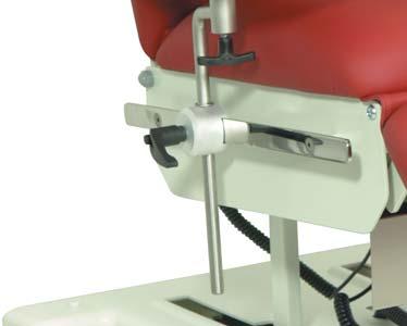 The armchair is equipped with 3 motors, which can be easily actuated by the pa ent or the sanitary