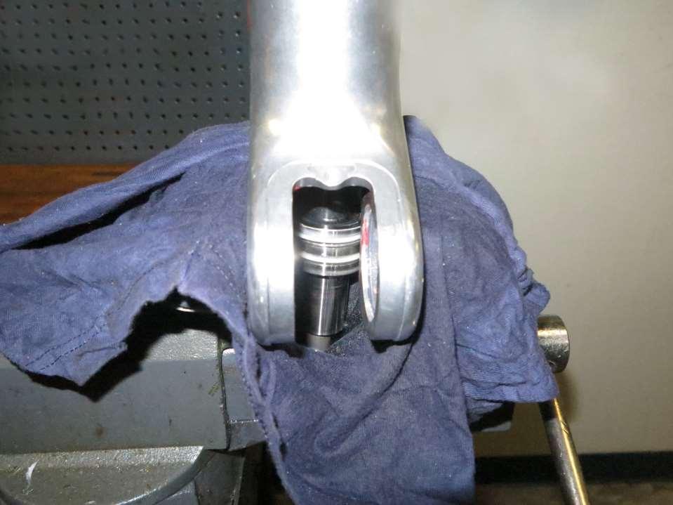 Showing piston rod assembly