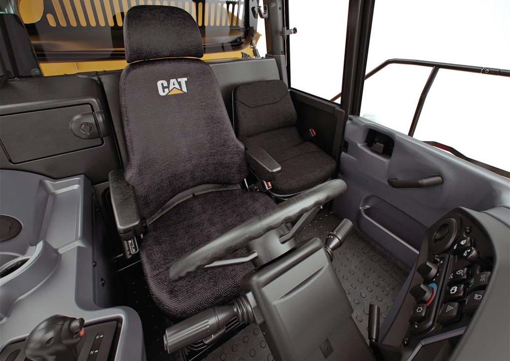 Operator Comfort Improved Productivity from a Confident Operator Ride Comfort The three-point front suspension with its oscillating axle and low-pressure ride struts, combined with the center-mounted