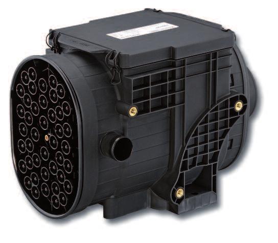 IQORON : An intelligent solution Service cover The IQORON is a two-stage air cleaner with a highly efficient cyclone block.