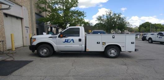 1. SCOPE It is the intent of the JEA to purchase FOUR (4) 3/4 Ton LWB Pickup / Utility Trucks with various up-fits and options (two (2) Fleet Side Pickup Bodies and two (2) Utility Bodies).