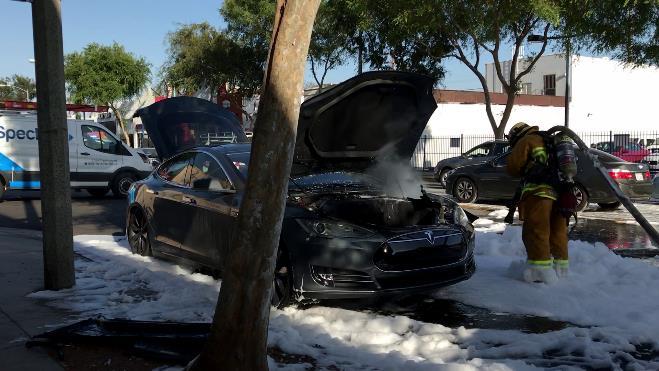 West Hollywood Tesla Model S primary battery fire while