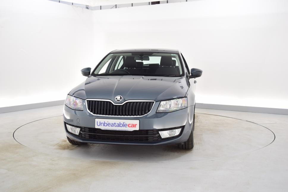9,999 SCAN THE QR CODE FOR MORE VEHICLE AND FINANCE DETAILS ON THIS CAR Overview Make SKODA Reg Date 2015 Model OCTAVIA Type Hatchback Description Fitted Extras Value 445.