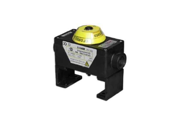 FINX BOX 41 Series The 41 series technopolymer limit switch box offers a new dimension in position indication for rotary actuators.