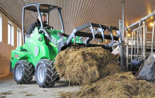 Farming Silage fork A robust silage fork equipped with a powerful hydraulic cylinder, can be fitted on all Avant loader models.