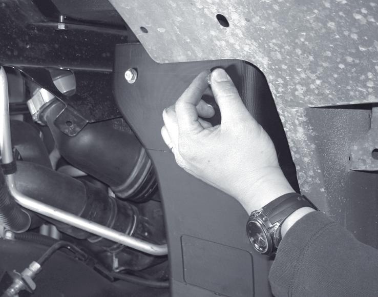 Clip-On-Nuts on the Ram- Air Housing, see Figure 23. Hand tighten the bolts.