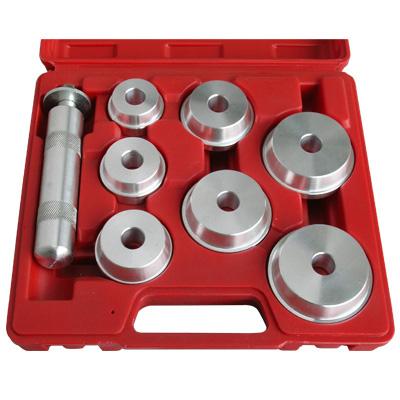 Nine disc tool sizes fit most standard wheel bearings. Tapered sides of disc tools install races, and flat sides install seals Contains: Driver handle with bolt. Size : 1.565", 1.750", 1.965", 2.