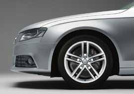 2 Cast aluminium wheels, 5-segment spoke design, silver The sporty and progressive nature of this striking design will perfectly match your A4. In size 8.