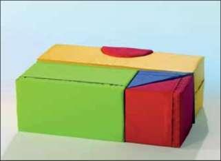 consisting of: 2 large prisms with roof (60 x 60 x 85 cm) in blue and red, 2 small half cylinders (30 cm high, diameter 30/15 cm) in green, 2 large cuboids (60 x 30 x 15 cm) in yellow