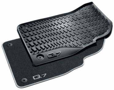 74,- 06 Premium textile floor mats 115,- 42,- 08 Mud flaps (not pictured) Tailored to the size of the floor in the Audi Q7.