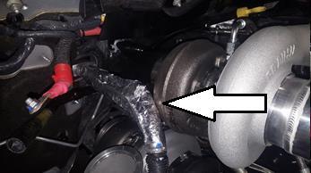 Use one P-clamp (1400113) bolted to the valve cover to prevent the tube from vibrating.