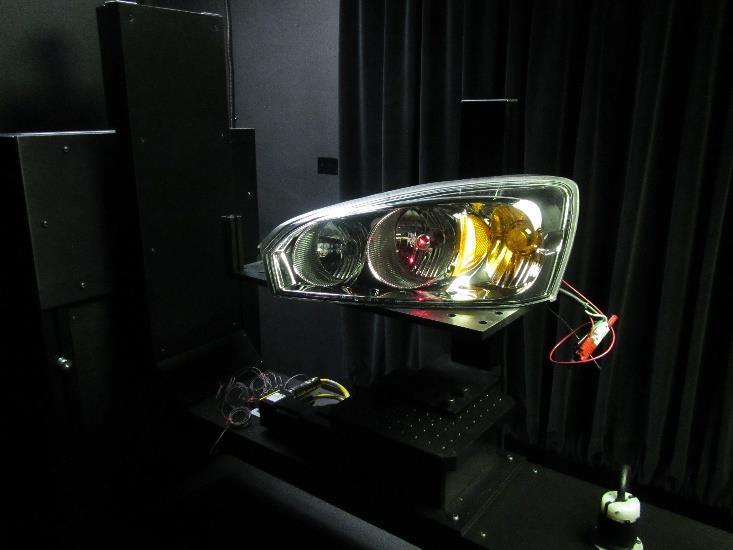 New bulbs were used for both high beam and low beam operation in each individual headlamp.