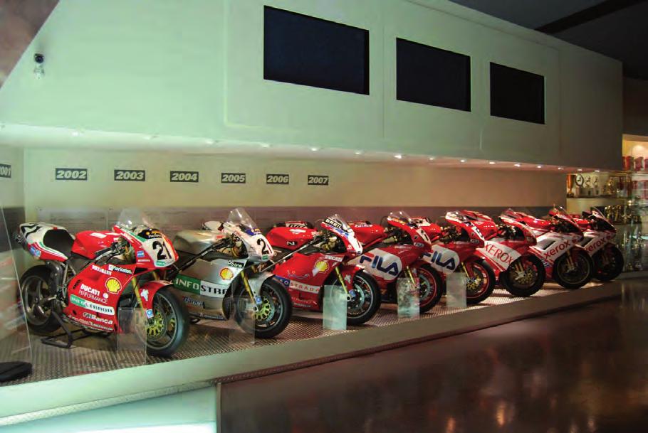 THE EXPERIENCE THE ITALIAN SPORTS & MOTORS EXCELLENCE TOUR THE DUCATI EXPERIENCE 12 Join us in celebrating decades of motorports and industrial success in the home of Italy s iconic motorcycle
