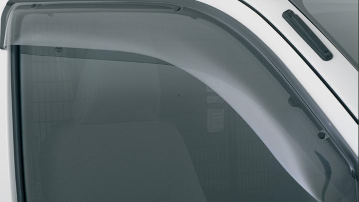 Front Weathershields Stylish in design, the HiAce Weathershield is made to add comfort when driving.