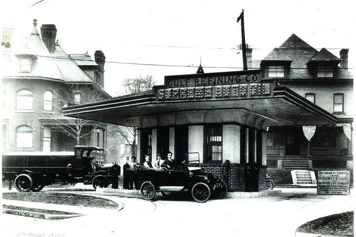 The world's first purpose built gas station was constructed in St. Louis, Missouri in 1905 at 420 S. Theresa Avenue.