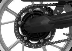 Practical benefit: the strong plastic covers protect the chain tightener and rear wheel axle against dirt