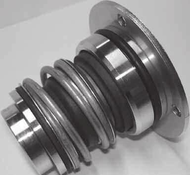 IN AISI 316 G VERSION IN CAST IRON MECHANICAL SEAL WITH CARTRIDGE The 32-45-64 pumps house the mechanical seal with cartridge as per standard.