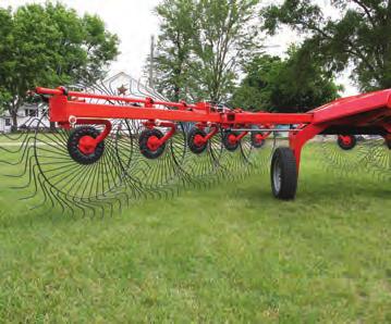 The design offers outstanding clearance when crossing over windrows or moving between fi elds as the rake wheels can be lifted up to 21".
