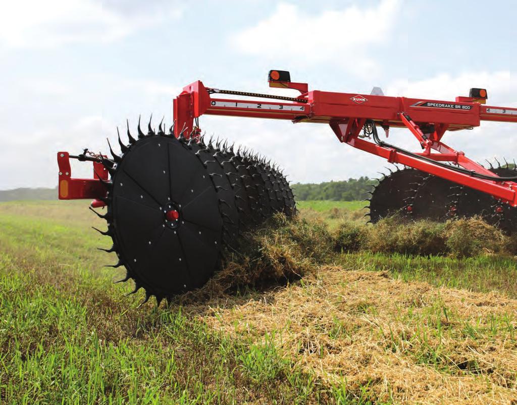 HEAVY-DUTY FRAME WITH 60" RAKE WHEELS The 60" rake wheels are built from heavyduty steel to ensure a long service life.