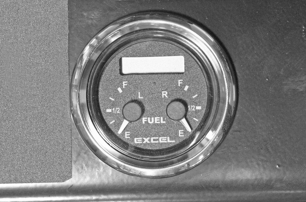 Fuel tank gauge (Figure 3-1 & Figure 3-2) this gauge shows the fuel level for each fuel tank.