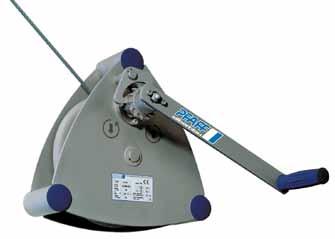 Hoisting Equipment Manual winches INFO View x M 1:2.5 Wall-mounted winch model SW-W ALPHA 300-1000 A versatile wall-mounted winch for an easy lifting of loads.