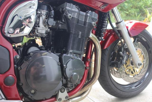 This idea came from Steve (Strangewayz) and Porky. Damper is from Honda RX450. Photo #11 & #12 - Bandit 1200 engine is effectively the same engine as the GSXR1100.