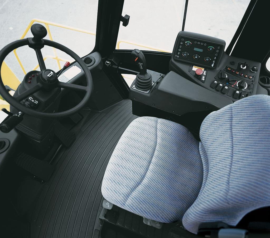 Ergonomic Design The H16-18XM(S)-12 series features the now familiar Hyster Vista cab, which offers the optimum ergonomic operator environment, and focuses on maximising driver comfort and visibility