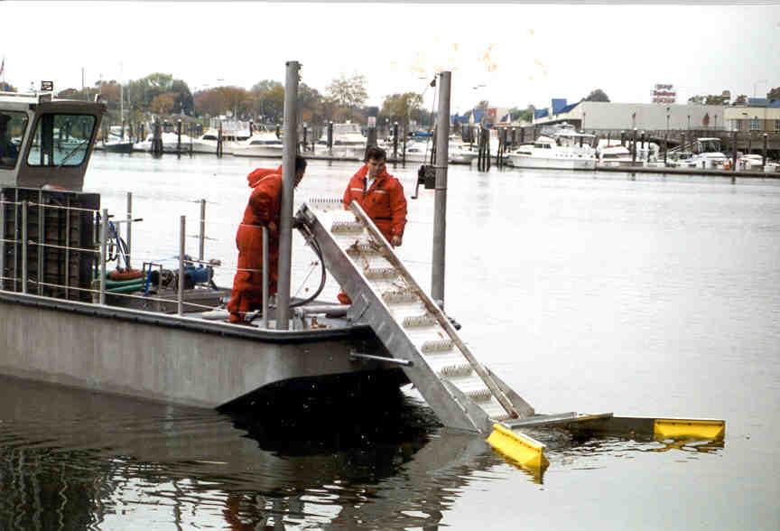 Debris Recovery: An optional Debris Recovery Belt System is also available for the recovery of small and large debris.