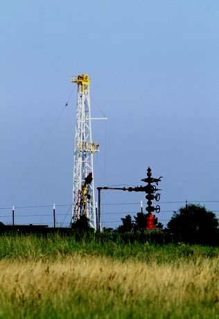 Eagleford Potential Apache will earn deep right under EnerVest s 425,000 HBP acres through identified 2009 drilling program Apache will control over 450,000 acres of Eagleford play With a 50% minimum