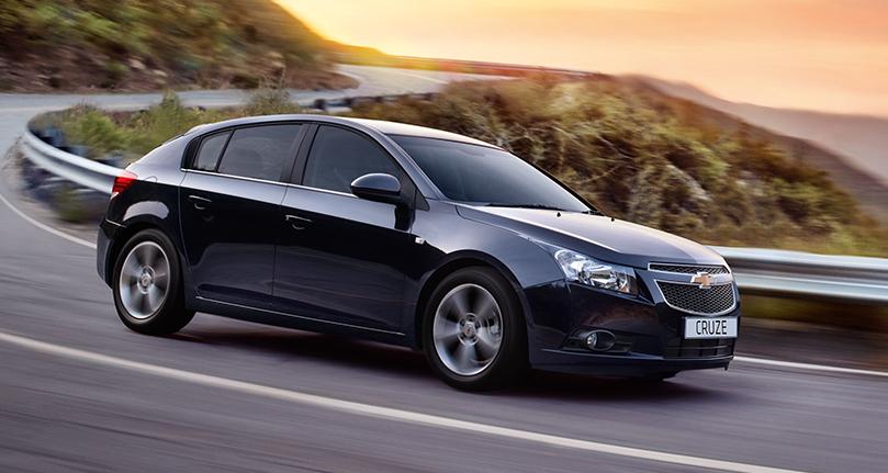 FIXED PRICE SERVICING AVAILABLE FOR JUST 349 ON CRUZE HATCHBACK Save money and make life easier with our 3-Year/30,000 mile Fixed Price Servicing package, available for just 349 on Cruze Hatchback.