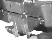 If the seat has manual leg supports, adjust the angle using the screw (Fig. 25)