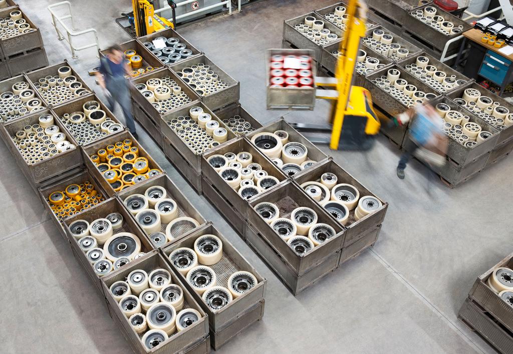 REDISCOVER THE WHEEL All wheels have one thing in common: they are round. However, each area of application has specific requirements in terms of size, materials and load capacity.