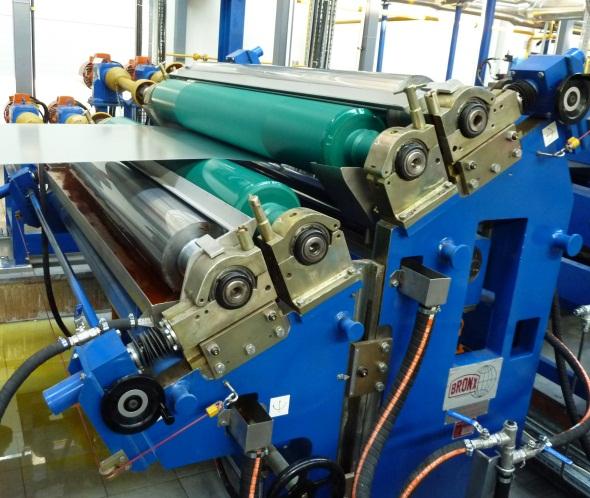 ROLL COATER MACHINE DESIGNS Horizontal Coater Machine: This machine is the most basic of Roll Coater Machine designs.