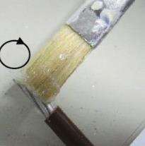 (2) Using a utility knife, gently strip the top layer of the aluminum conductors Figure 3-30 Preparing Aluminum Conductors prior to connecting (3) After removing the oxidized layer, immediately apply