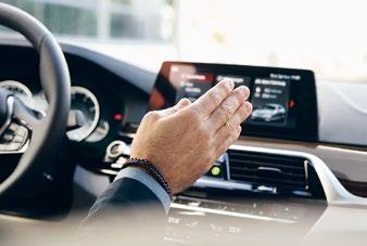 BMW OPATING OPTION : idrive Controller : Voice command : Gesture control :