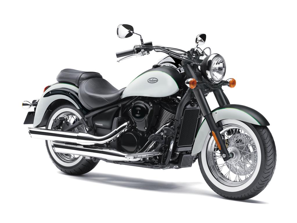 2016 Vulcan 900 Classic Timeless Classic Cruiser The name may be Vulcan 900 Classic, but you should hear?definitive.