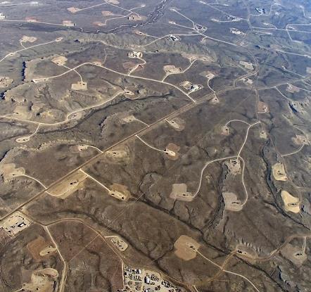 Shale changed the story on gas Photos: Wikimedia Commons;